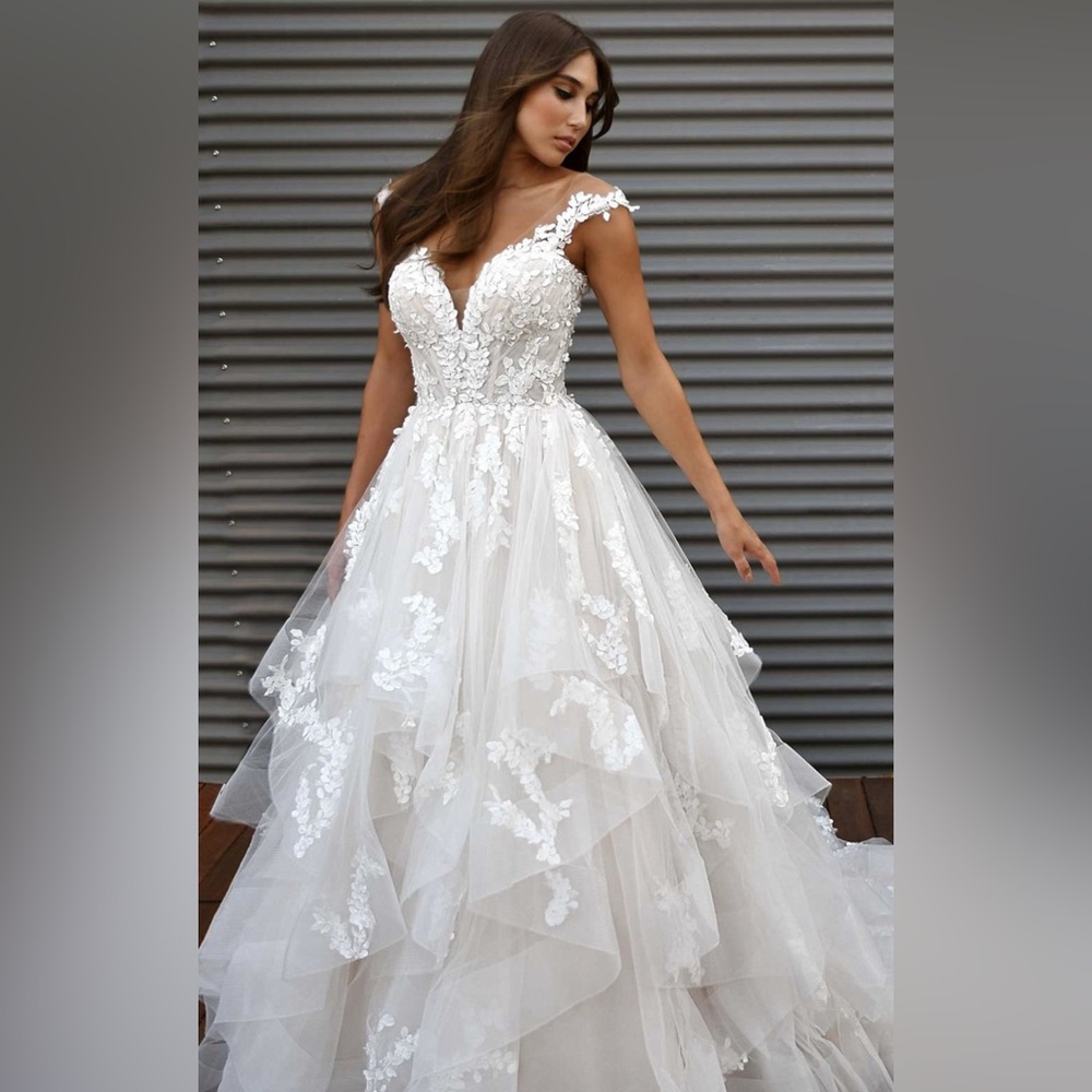 Martina Liana wedding dress
